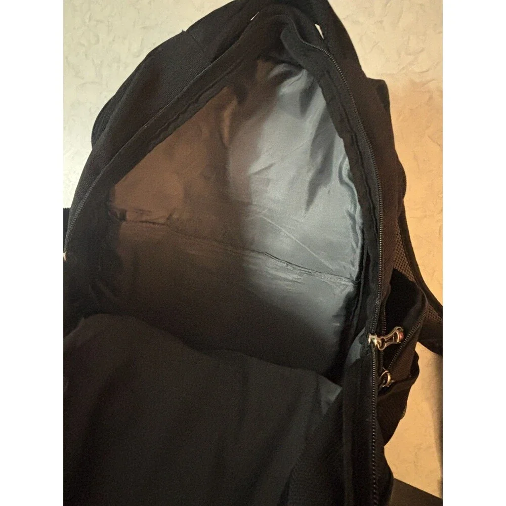 SwissGear Synergy Laptop Backpack Black Fits 16